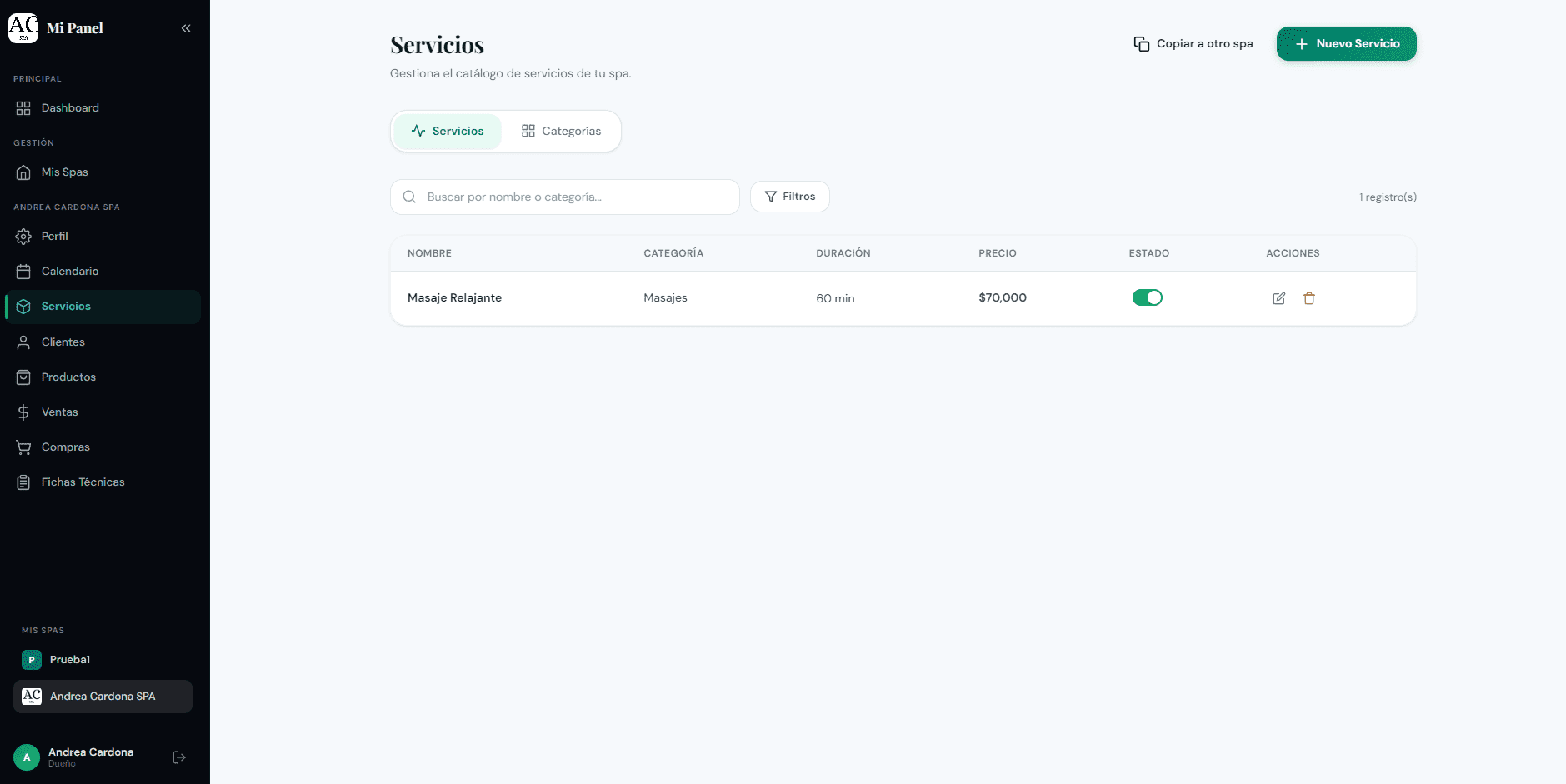 Gestión del catálogo de servicios del spa con tabla de precios y duración
